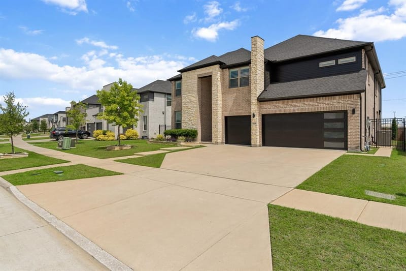16458 Creek Plum Road, Frisco TX 75033 - Photo 2