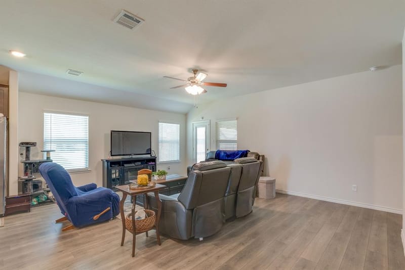 3204 Peacock Lane, Celina TX 75009 - Photo 14