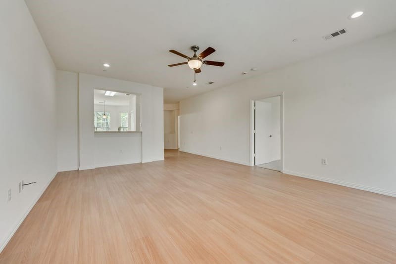 233 Heritage Hill Drive, Lewisville TX 75067 - Photo 9