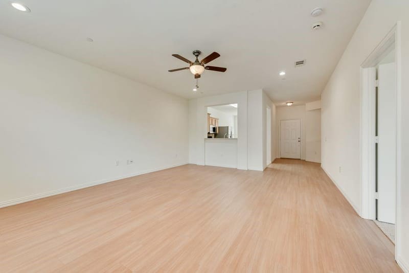 233 Heritage Hill Drive, Lewisville TX 75067 - Photo 10