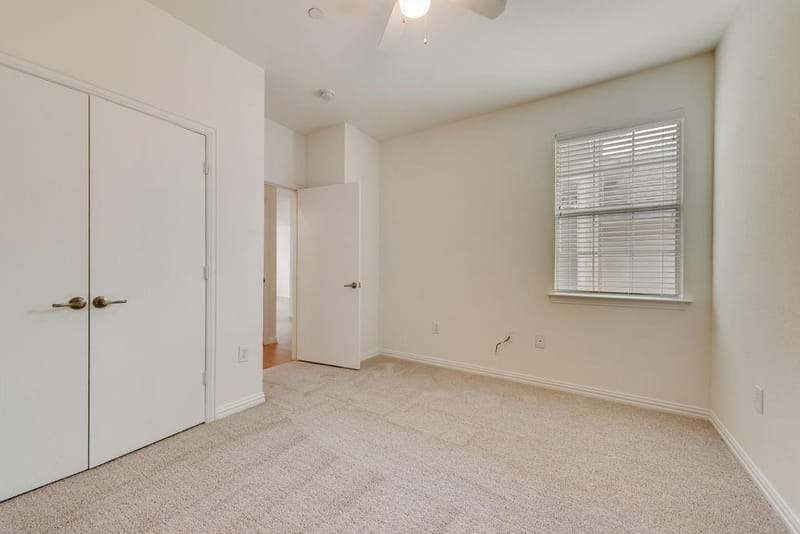 233 Heritage Hill Drive, Lewisville TX 75067 - Photo 15