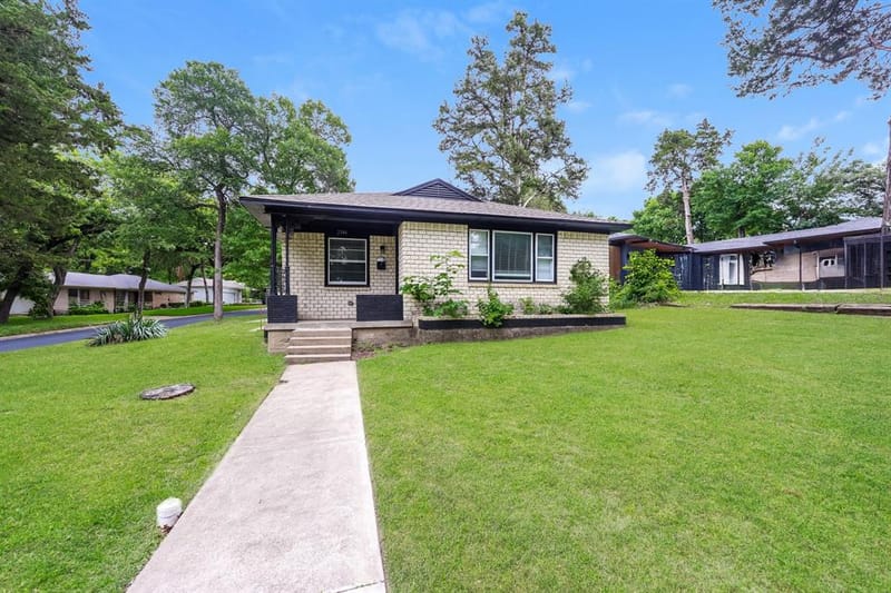 2346 Rexlawn Drive, Dallas TX 75227