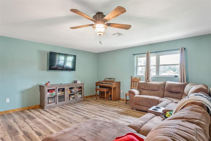 7037 E U.S. HWY 80, Hawkins TX 75765 - Photo 5