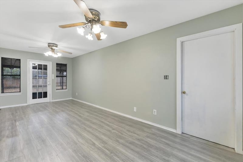 312 E Cottonwood Street, Leonard TX 75452 - Photo 11