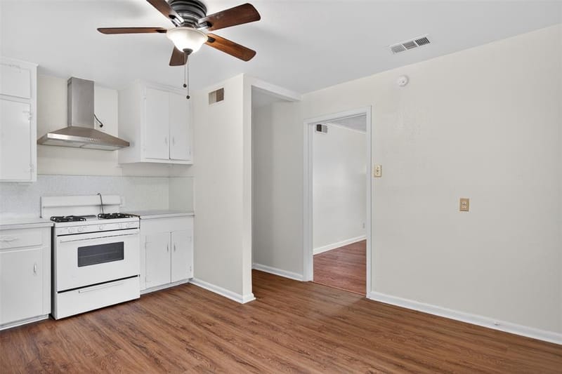 1619 Longview Street, Mesquite TX 75149 - Photo 8