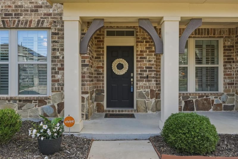 7521 Pondview Lane, Fort Worth TX 76123 - Photo 2