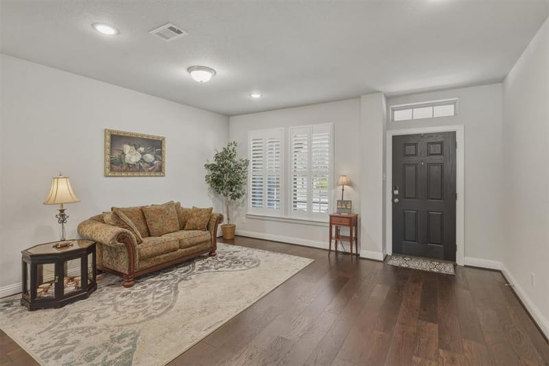 7521 Pondview Lane, Fort Worth TX 76123 - Photo 3