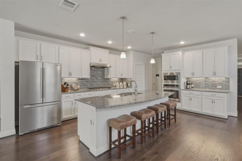 7521 Pondview Lane, Fort Worth TX 76123 - Photo 9
