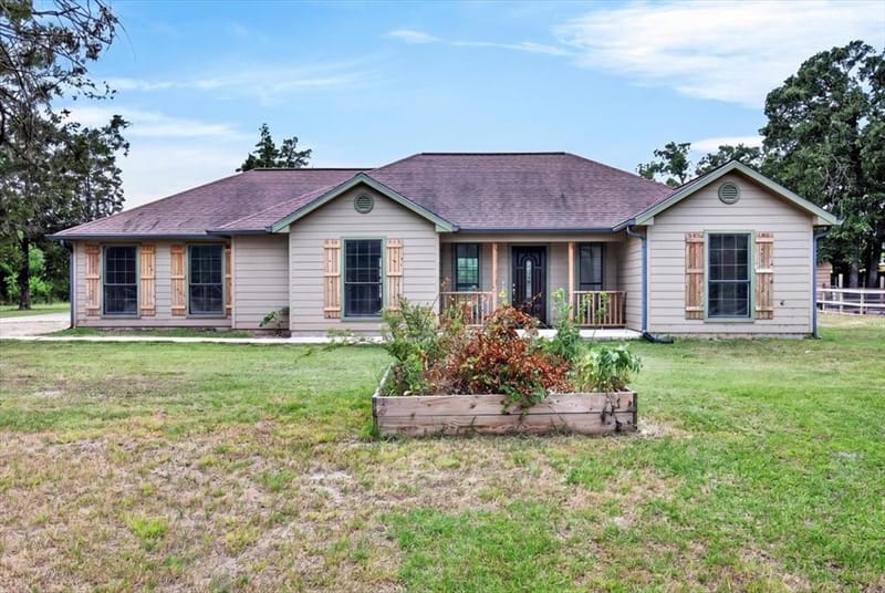 16001 County Road 4052, Kemp TX 75143