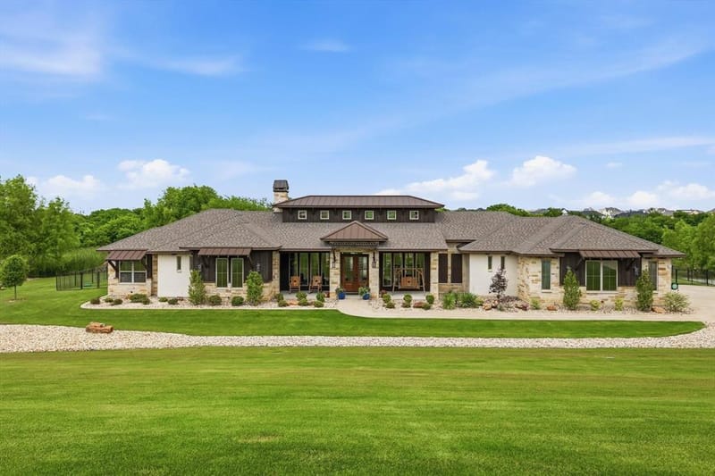 9112 Sirius Lane, Godley TX 76044