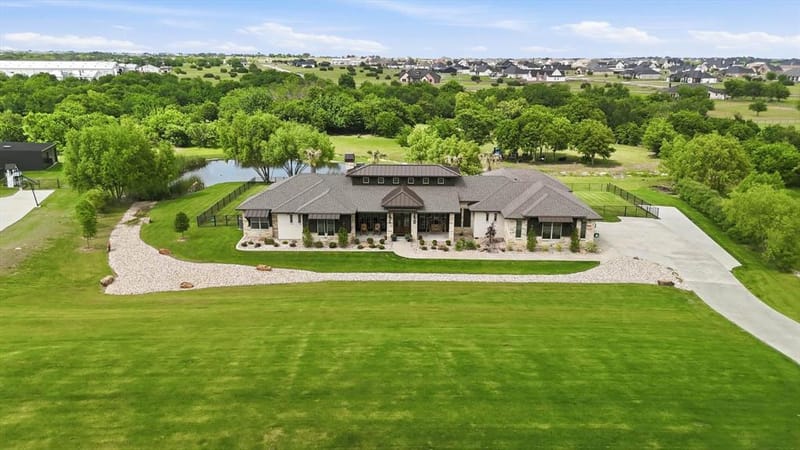 9112 Sirius Lane, Godley TX 76044 - Photo 37