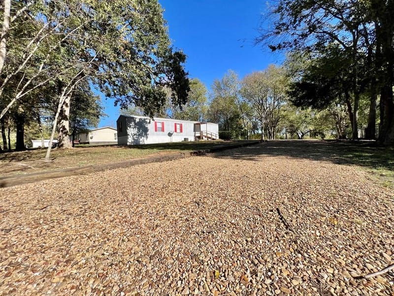304 Wildwind Street, Gun Barrel City TX 75156 - Photo 12