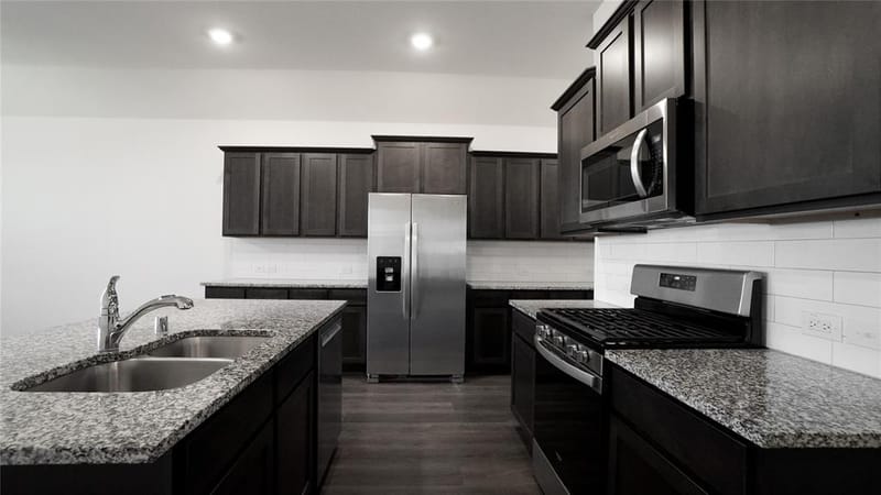 710 John Adams Court, Fate TX 75189 - Photo 15
