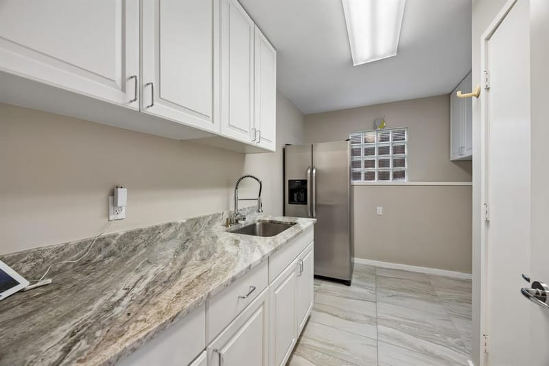 7030 Blackwood Drive, Dallas TX 75231 - Photo 15