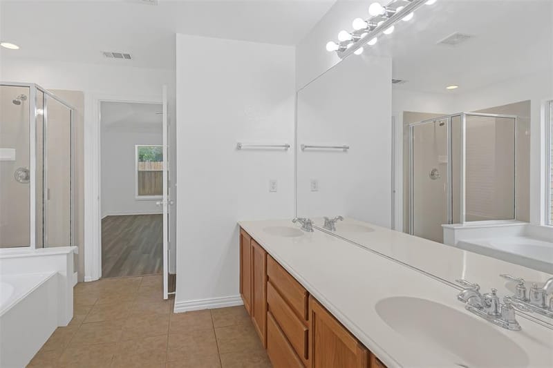3312 Gettysburg Lane, Fort Worth TX 76123 - Photo 11