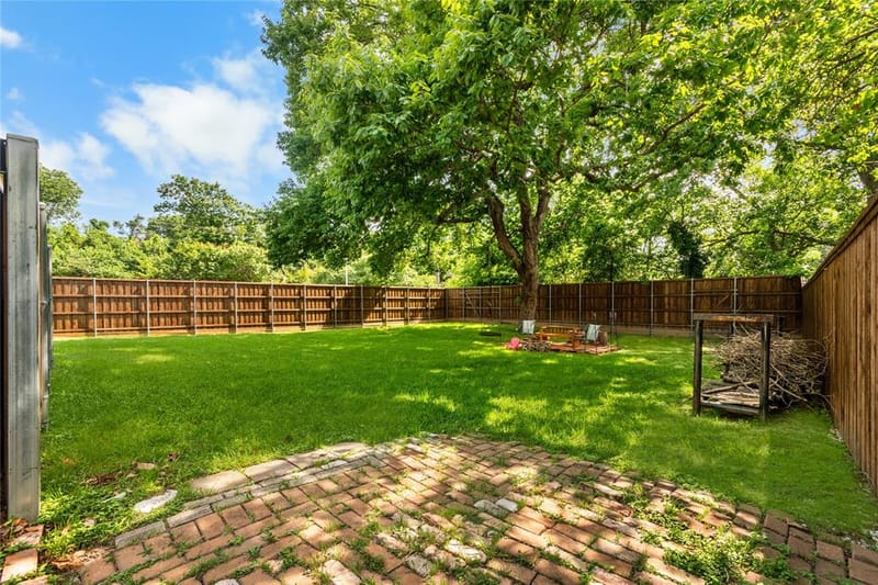 2530 Springhill Drive, Dallas TX 75228 - Photo 18