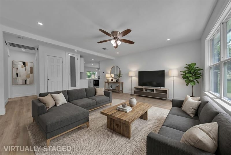3265 Earle Drive, Haltom City TX 76117 - Photo 3