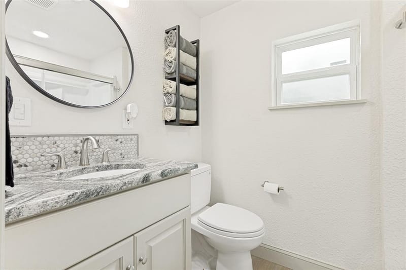 5113 Nadine Drive, Haltom City TX 76117 - Photo 9