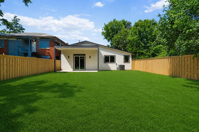 3604 Colonial Avenue, Dallas TX 75215 - Photo 6