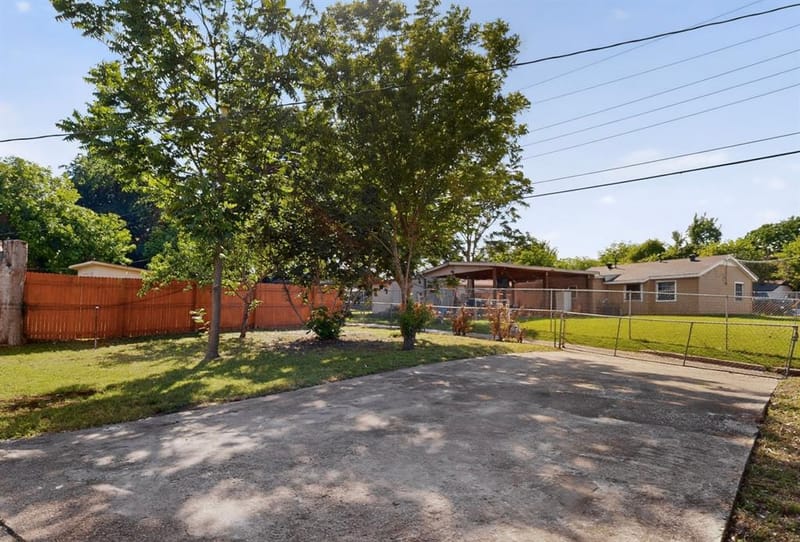 3853 Happy Canyon Drive, Dallas TX 75241 - Photo 34