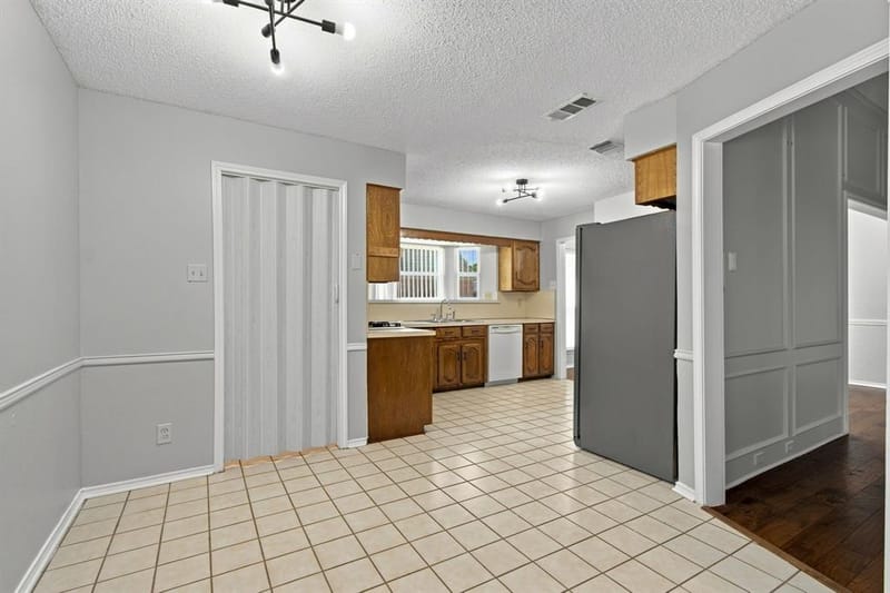638 Park Lane, Highland Village TX 75077 - Photo 18