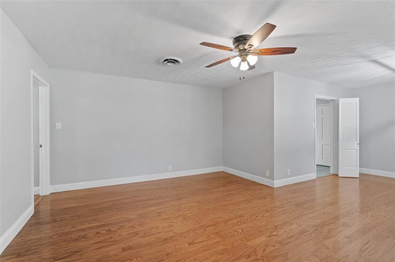 2202 Foxcroft Circle, Denton TX 76209 - Photo 4