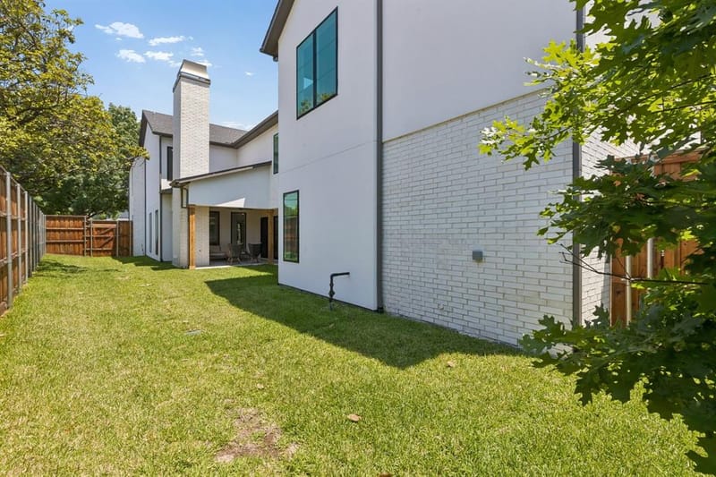 6402 Kenwood Avenue, Dallas TX 75214 - Photo 39
