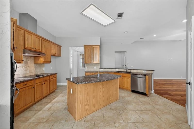 913 Chapel Drive, Denton TX 76205 - Photo 22