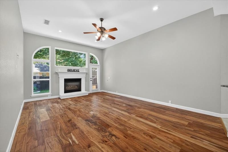 913 Chapel Drive, Denton TX 76205 - Photo 9