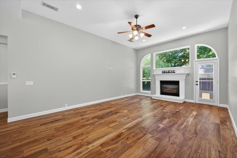 913 Chapel Drive, Denton TX 76205 - Photo 10