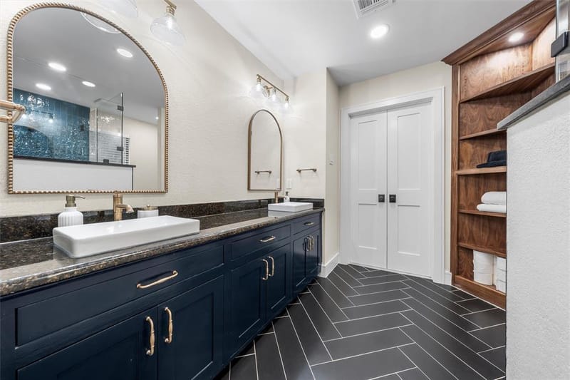 3241 Village Park Drive, Waco TX 76708 - Photo 15