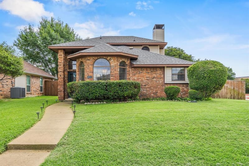 2060 Arbor Creek Drive # B, Carrollton TX 75010