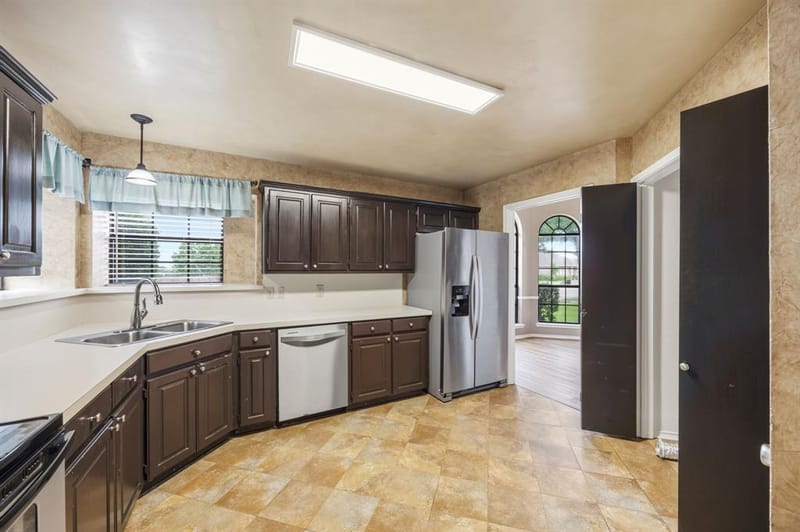 2060 Arbor Creek Drive # B, Carrollton TX 75010 - Photo 9