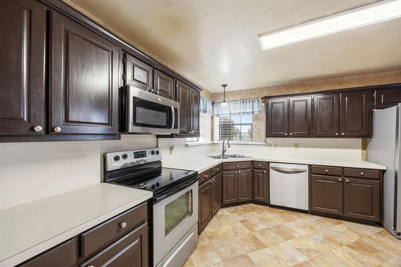 2060 Arbor Creek Drive # B, Carrollton TX 75010 - Photo 11