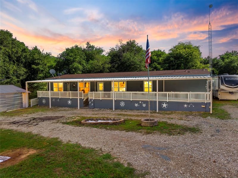 163 Bettinger Way, Gholson TX 76705