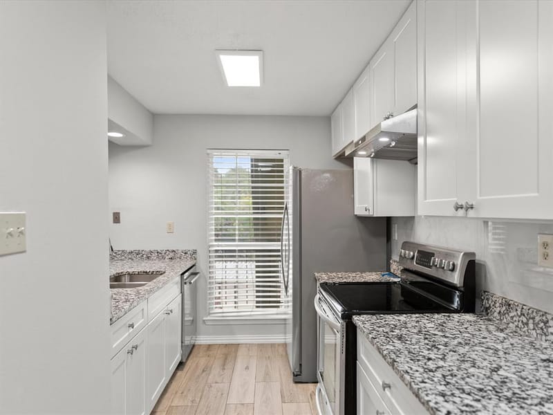 5981 Arapaho Road # 304, Dallas TX 75248 - Photo 9
