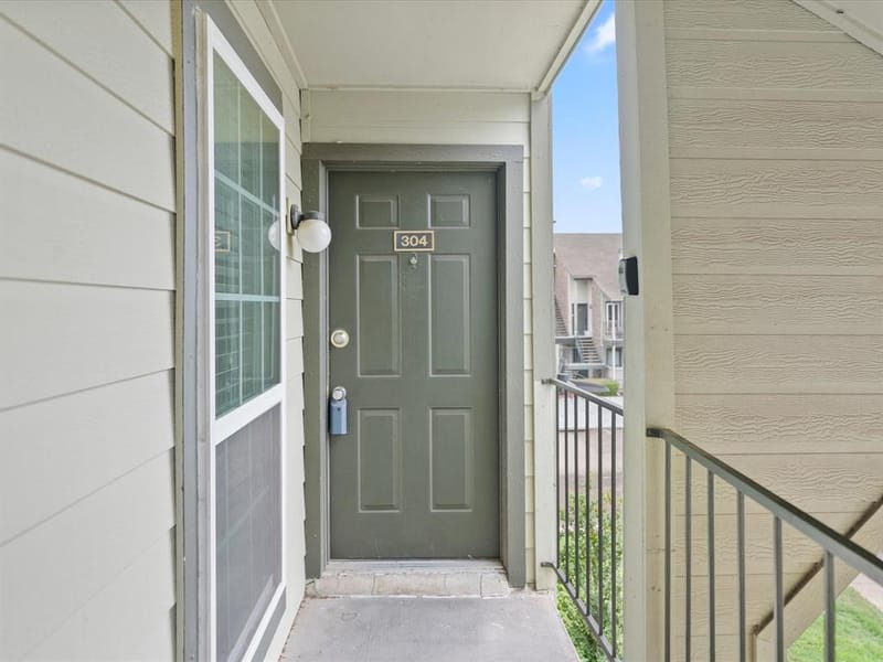5981 Arapaho Road # 304, Dallas TX 75248 - Photo 11