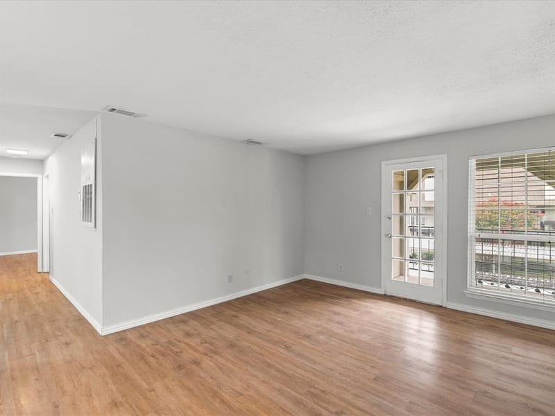 5981 Arapaho Road # 304, Dallas TX 75248 - Photo 8