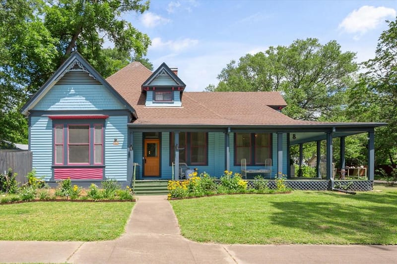 1302 W 5th Avenue, Corsicana TX 75110