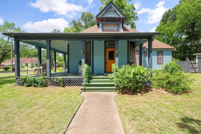 1302 W 5th Avenue, Corsicana TX 75110 - Photo 5
