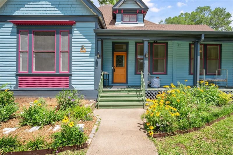 1302 W 5th Avenue, Corsicana TX 75110 - Photo 4