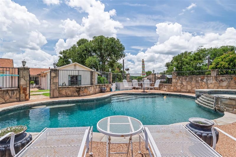 4720 Peveler Road, Granbury TX 76049 - Photo 11