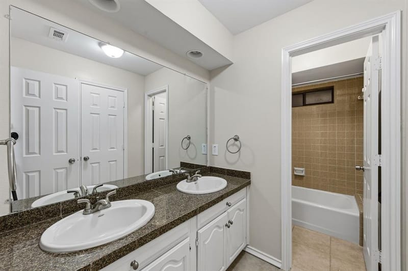 3332 Gatwick Place, Farmers Branch TX 75234 - Photo 25