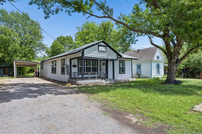 312 Leads Street, Dallas TX 75203 - Photo 3