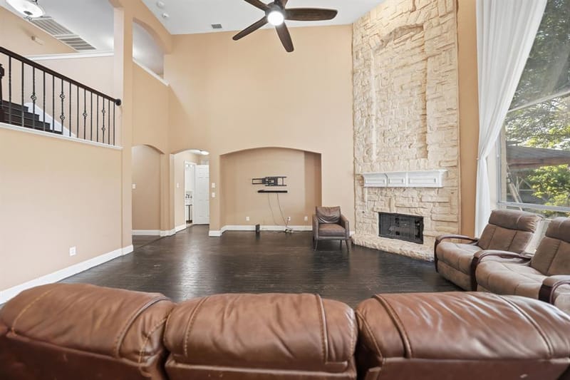 1905 Lakeway Drive, Rowlett TX 75088 - Photo 6