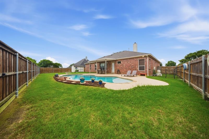 603 Cedar Drive, Pilot Point TX 76258 - Photo 3