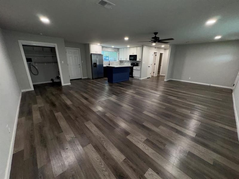 520 NW King Street, Burleson TX 76028 - Photo 24