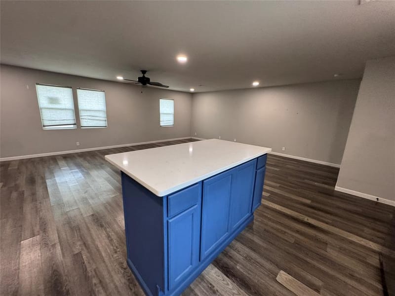 520 NW King Street, Burleson TX 76028 - Photo 18