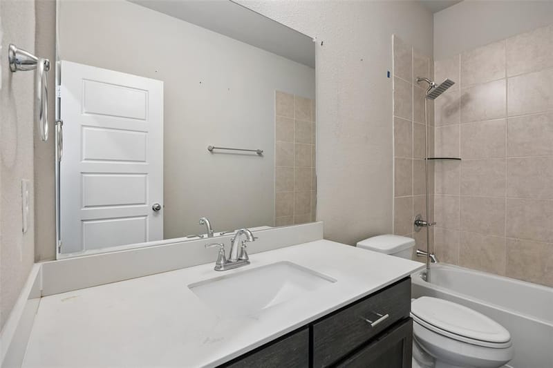 4306 Lombardy Drive, Venus TX 76084 - Photo 12
