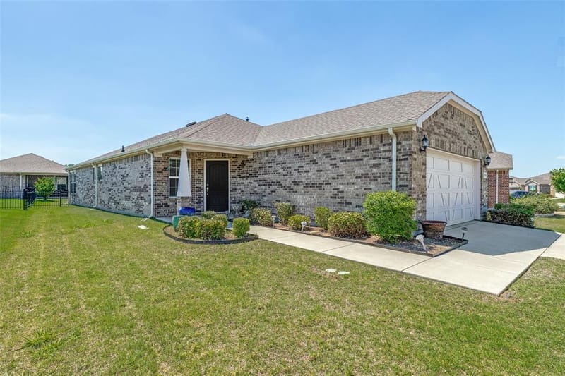 9209 Tranquil Trail, McKinney TX 75071 - Photo 6
